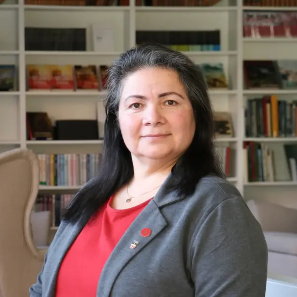 Porträttbild på Elisabeth Hansson-Ohlsson