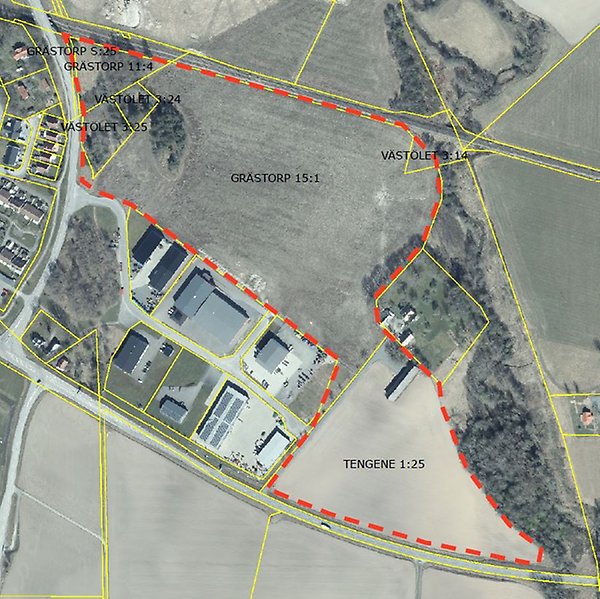 Kartbild där Grästorp 15:1 samt del av Tengene 1:25 är utmärkt med röda streck. 